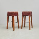 610563 Bar stools